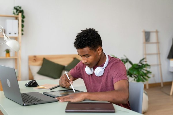 Infographiste jeux vidéo : un métier d'avenir en pleine expansion